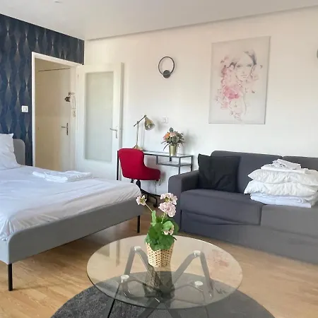 Appartamento Studio Charmant Avec Terrasse Vue Sur Cathédrale